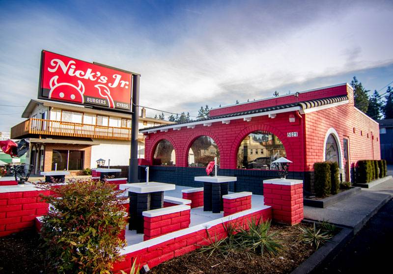 Nicks Jr Burgers & Gyros | restaurant | 5821 Evergreen Way, Everett, WA 98203, USA | 4253476037 OR +1 425-347-6037