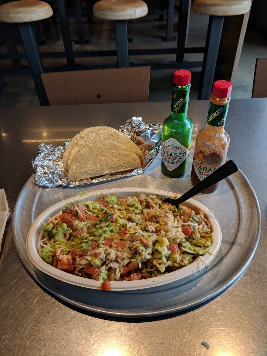 Chipotle Mexican Grill | restaurant | 5900 University Dr NW Ste D2, Huntsville, AL 35806, USA | 2568957761 OR +1 256-895-7761