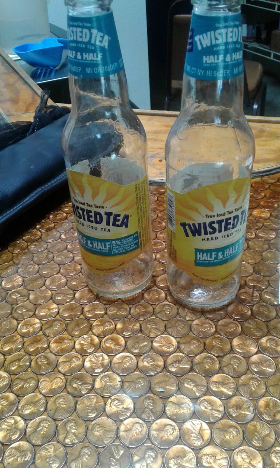 Mazlooms Bar & Restaurant | restaurant | 57 Valley St, New Philadelphia, PA 17959, USA | 5702776118 OR +1 570-277-6118