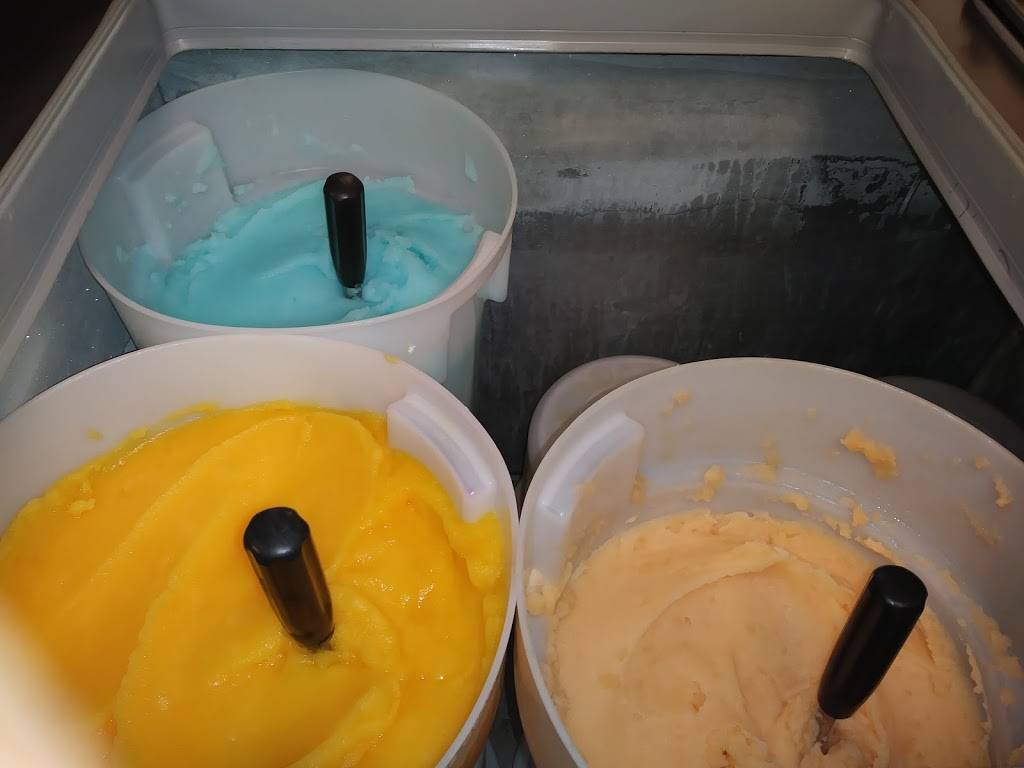 Ritas Italian Ice & Frozen Custard | restaurant | 693 Lyons Ave, Irvington, NJ 07111, USA | 9733999898 OR +1 973-399-9898