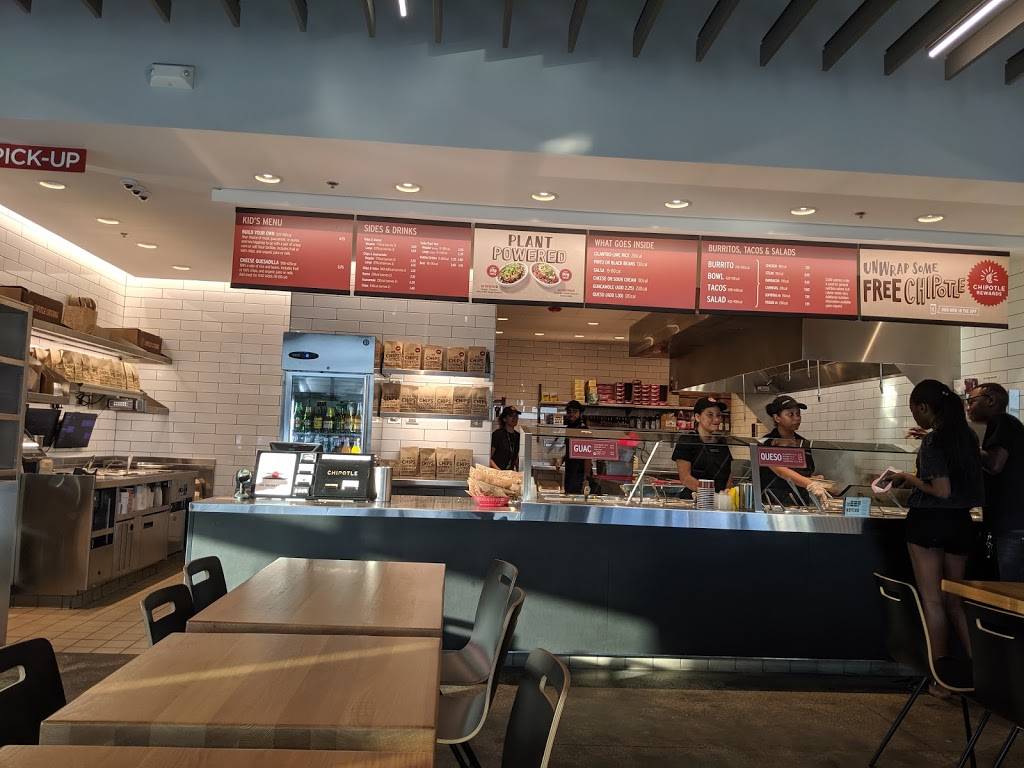 Chipotle Mexican Grill | restaurant | 3275 Vineland Rd, Kissimmee, FL 34746, USA | 4074650749 OR +1 407-465-0749