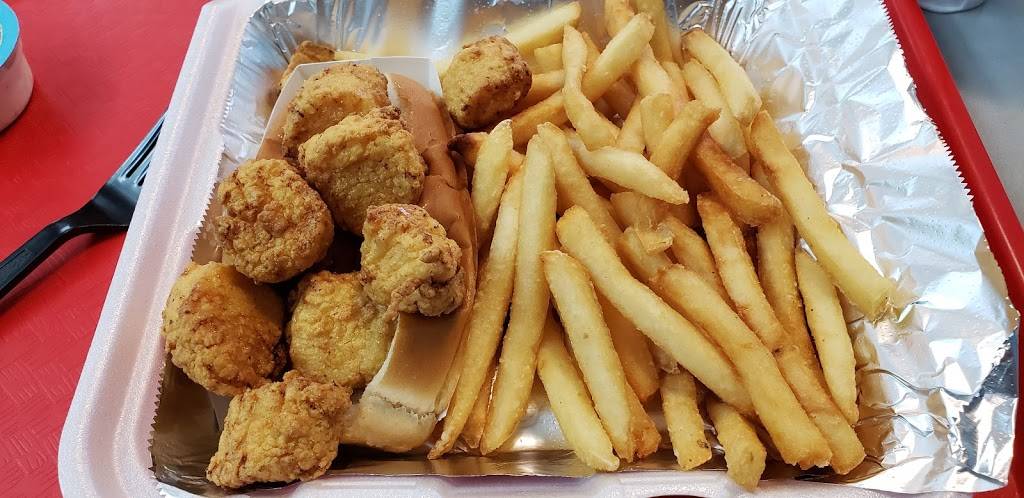 Fresh Pond Seafood Market & Takeout | restaurant | 75 Summer St, Arlington, MA 02474, USA | 7817771784 OR +1 781-777-1784