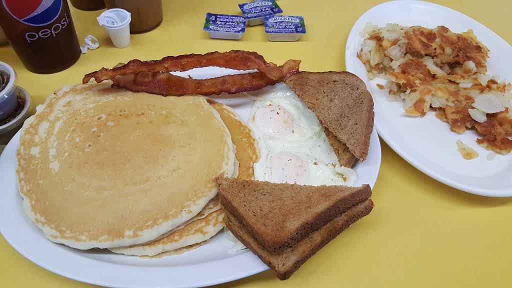 Kirks Restaurant | restaurant | 8430 Ravenna Ave SE, Waynesburg, OH 44688, USA | 3308662259 OR +1 330-866-2259