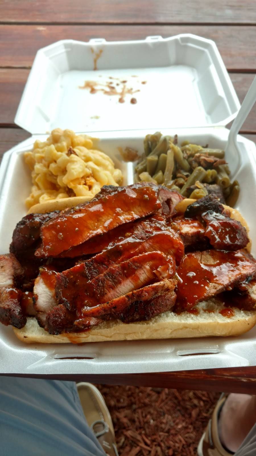 Smokin Joes BBQ & Grill | restaurant | 10252 S County Rd 39, Lithia, FL 33547, USA | 8137373010 OR +1 813-737-3010