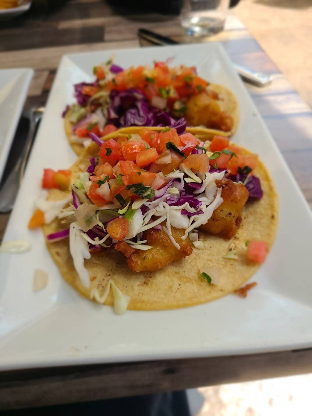 Oaks Tavern and Kitchen | restaurant | 9225 Carlton Hills Blvd, Santee, CA 92071, USA | 6194567910 OR +1 619-456-7910