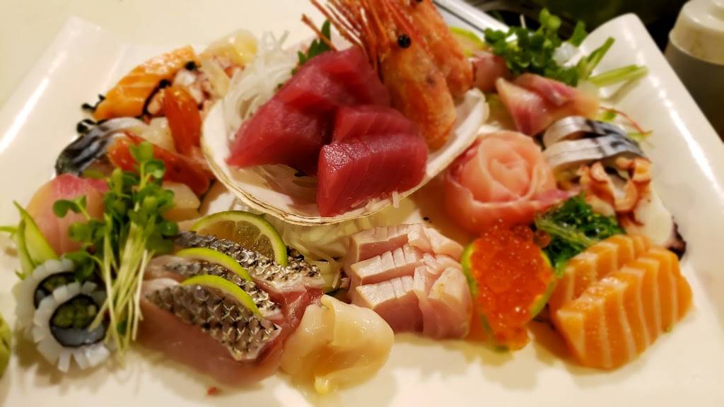 Zen Toro Japanese Bistro | restaurant | 132 E St #100, Davis, CA 95616, USA | 5307530154 OR +1 530-753-0154