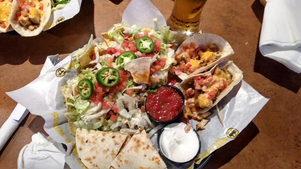 Buffalo Wild Wings | restaurant | 4122 Burbank Rd, Wooster, OH 44691, USA | 3302642299 OR +1 330-264-2299