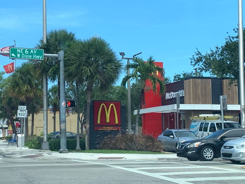 McDonalds | cafe | 610 NE 125th St, Miami, FL 33161, USA | 3058992882 OR +1 305-899-2882
