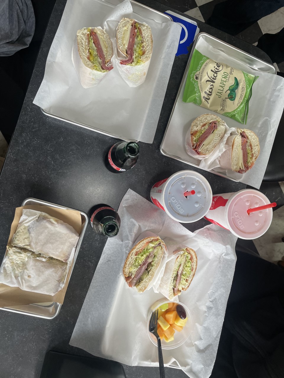 Mr. Bs Subs | restaurant | 74600 CA-111 Suite F, Palm Desert, CA 92260, USA | 7603413553 OR +1 760-341-3553