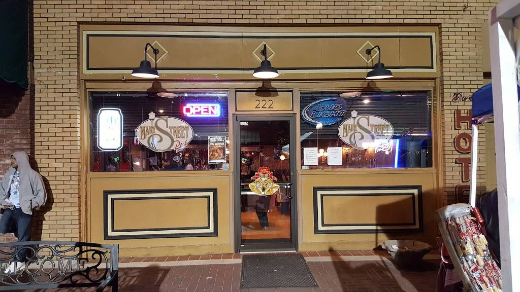 Main Street Grille | restaurant | 216 W Main St, Wauchula, FL 33873, USA | 8637736246 OR +1 863-773-6246