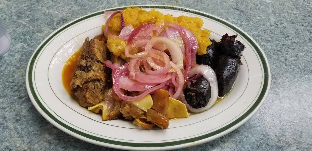 El Chevere | restaurant | 2000 3rd Ave, New York, NY 10029, USA | 2124273952 OR +1 212-427-3952