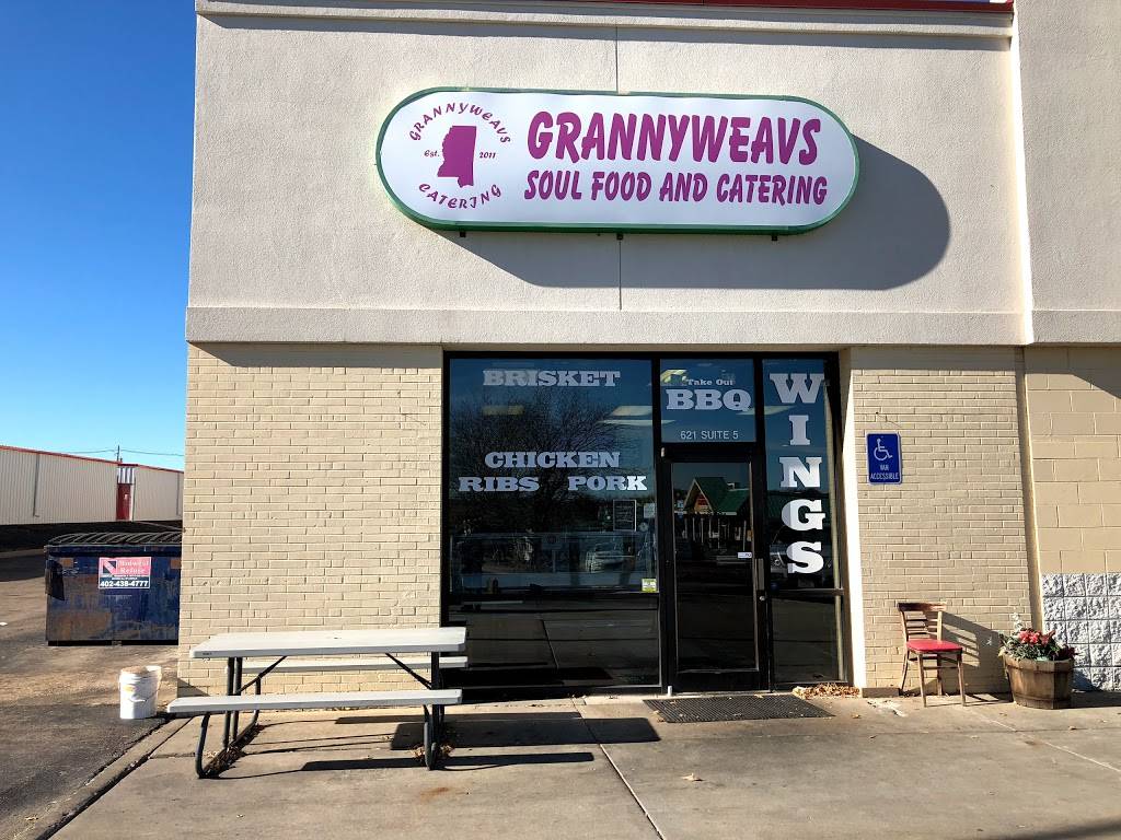 GrannyWeavs Soul Food & Catering | restaurant | 5001 S 30th St, Lincoln, NE 68516, USA | 4024648687 OR +1 402-464-8687
