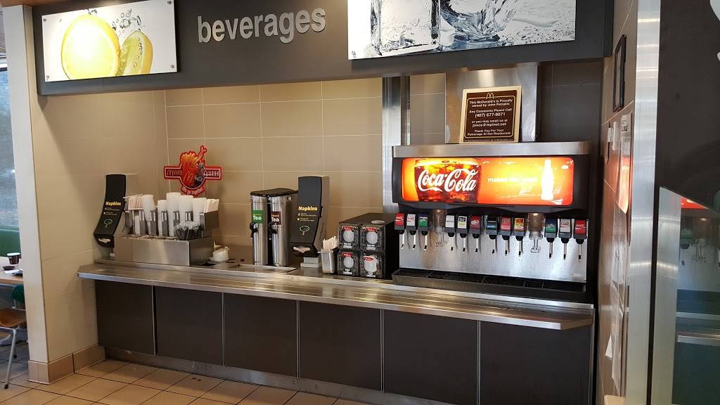McDonalds | cafe | 1920 W, FL-426, Oviedo, FL 32765, USA | 4073657641 OR +1 407-365-7641