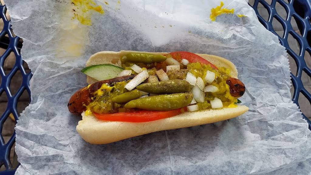 Schnappers Hots | restaurant | 1528 Periwinkle Way, Sanibel, FL 33957, USA | 2394728686 OR +1 239-472-8686