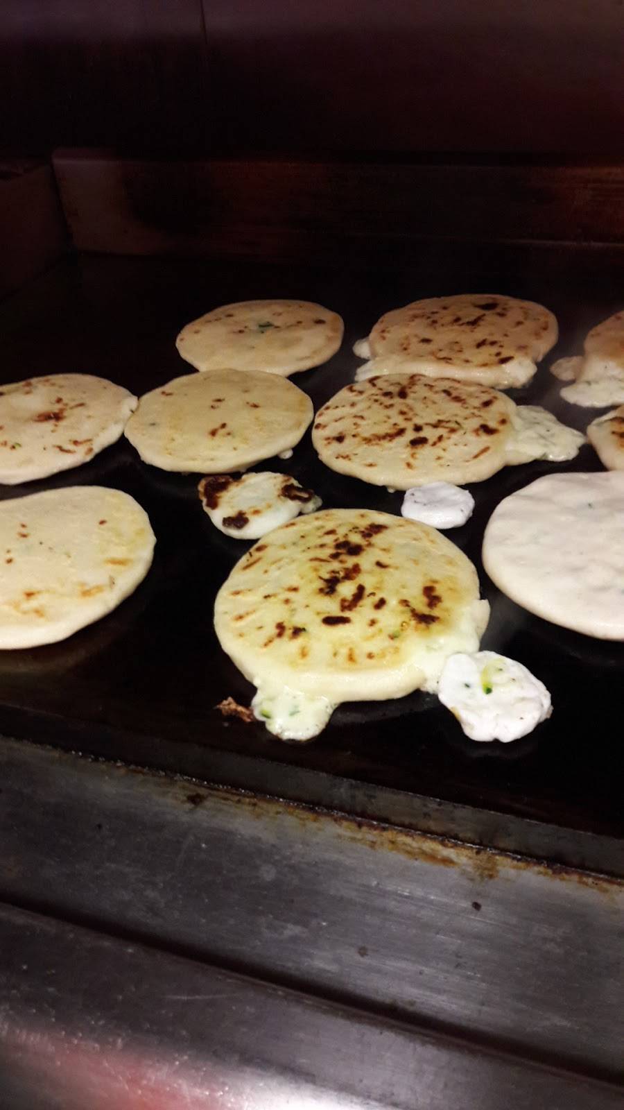 Restaurante Mexicano Angeles | restaurant | 2594 12th St, Sarasota, FL 34237, USA | 9413300919 OR +1 941-330-0919