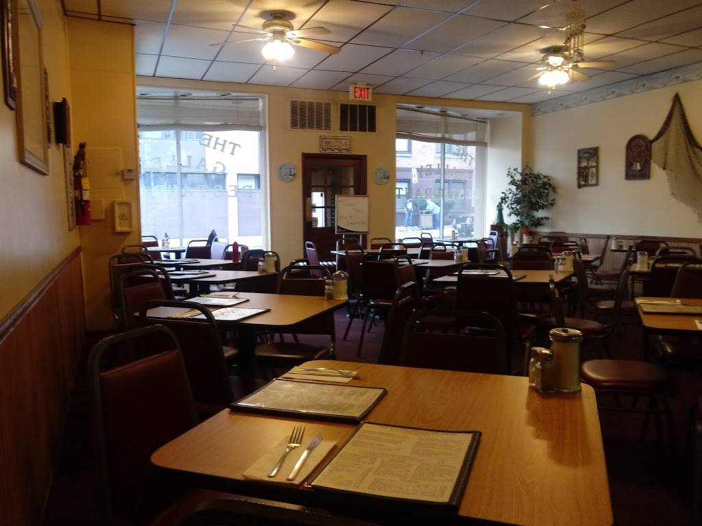 Galley Restaurant | restaurant | 154 N 6th St, Reading, PA 19601, USA | 6103747207 OR +1 610-374-7207