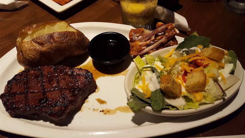 TGI Fridays | restaurant | 3339 City Pkwy E, Orange, CA 92868, USA | 7149783308 OR +1 714-978-3308