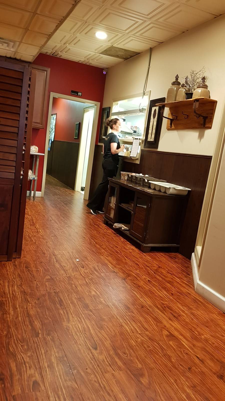 EmJs Cafe | restaurant | 814 Lancaster Ave, Berwyn, PA 19312, USA | 6106448275 OR +1 610-644-8275