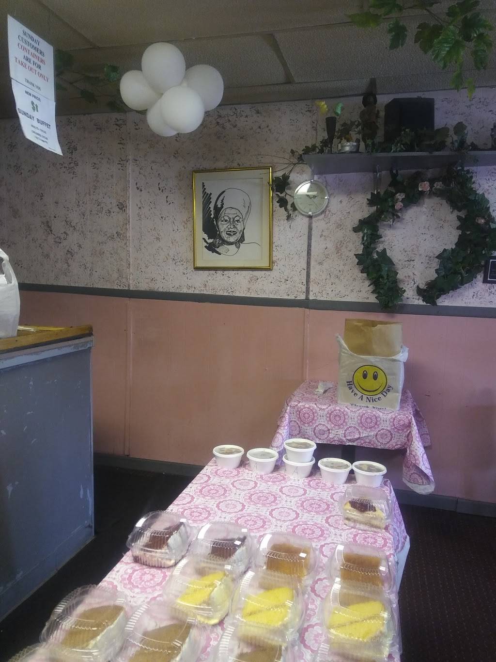 Corinnes Place | restaurant | 1254 Haddon Ave, Camden, NJ 08103, USA | 8565414894 OR +1 856-541-4894