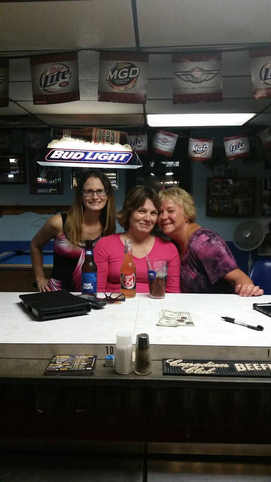 M & Ns Bar & Grill | restaurant | 26960 WI-130 Trunk, Hill Point, WI 53937, USA | 6085835683 OR +1 608-583-5683