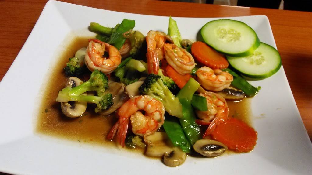 Noom Thai Bistro | restaurant | 8642 Baymeadows Rd, Jacksonville, FL 32256, USA | 9045008424 OR +1 904-500-8424
