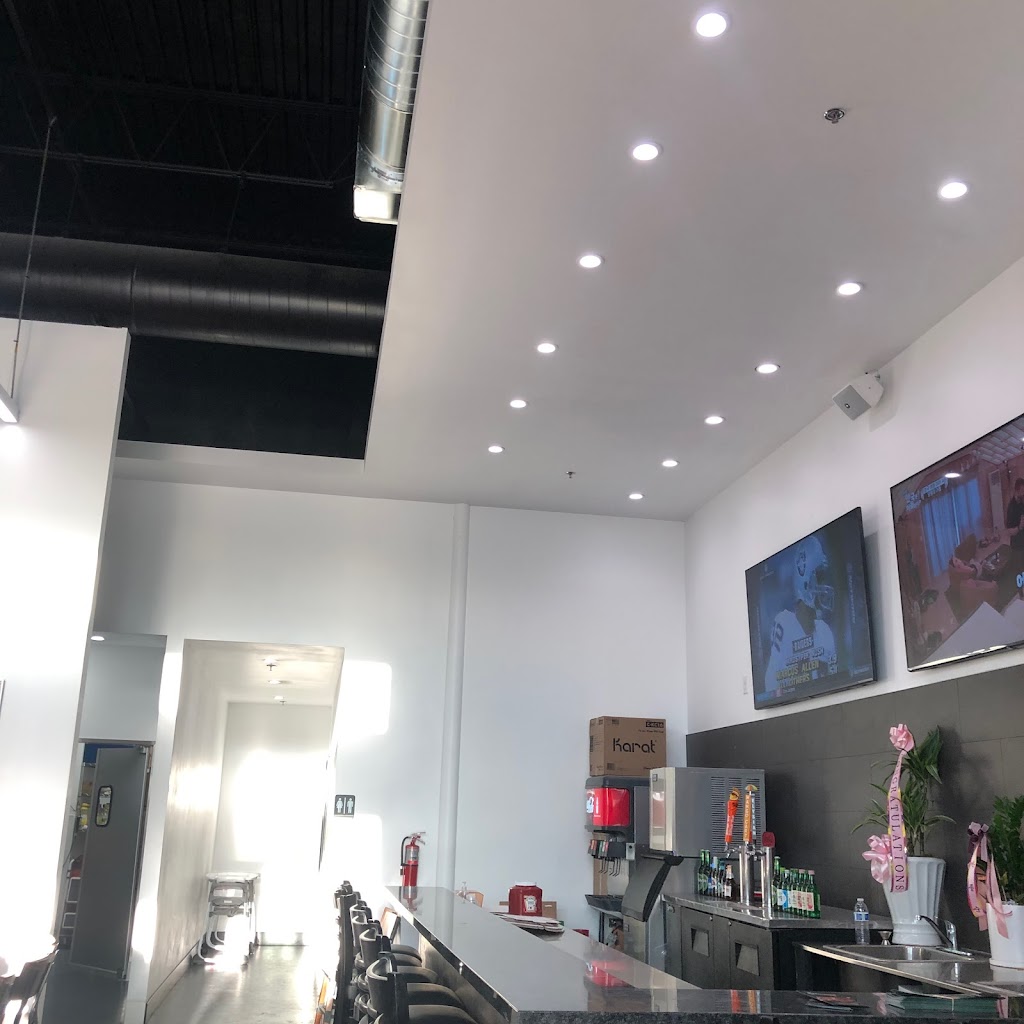 PELICANA CHICKEN | meal takeaway | 8443 Haven Ave #111, Rancho Cucamonga, CA 91730, USA | 9092449090 OR +1 909-244-9090