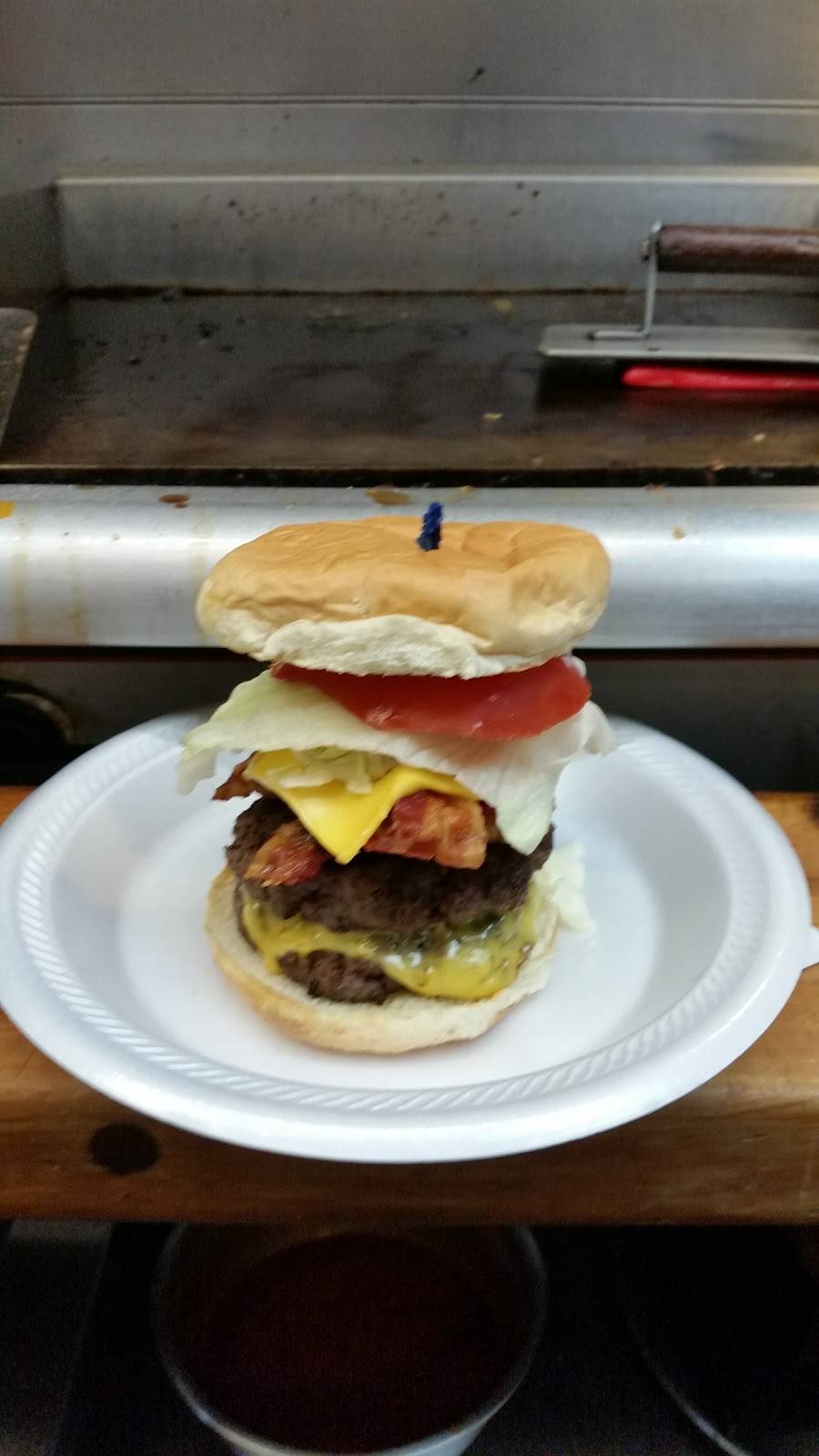 White Oak Grill & Lounge | night club | 7901 White Oak Rd, Garner, NC 27529, USA | 9197790710 OR +1 919-779-0710