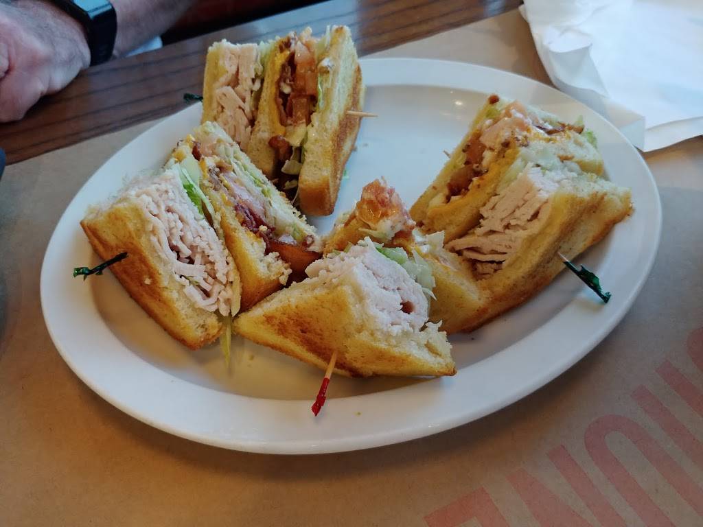 Shoneys Nashville | restaurant | 546 Donelson Pike, Nashville, TN 37214, USA | 6158838110 OR +1 615-883-8110