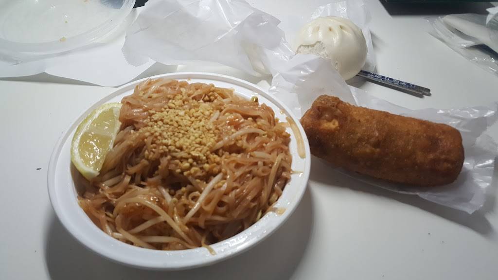 Noodles 28 | restaurant | at, 29번가, 417 3rd Ave, New York, NY 10016, USA | 2126792888 OR +1 212-679-2888