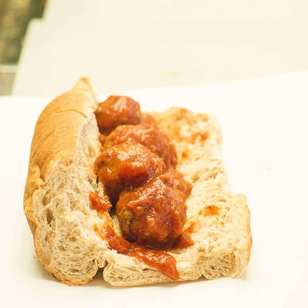 Subway Restaurants | restaurant | 7407 Hancock Dr, Wonder Lake, IL 60097, USA | 8157281965 OR +1 815-728-1965