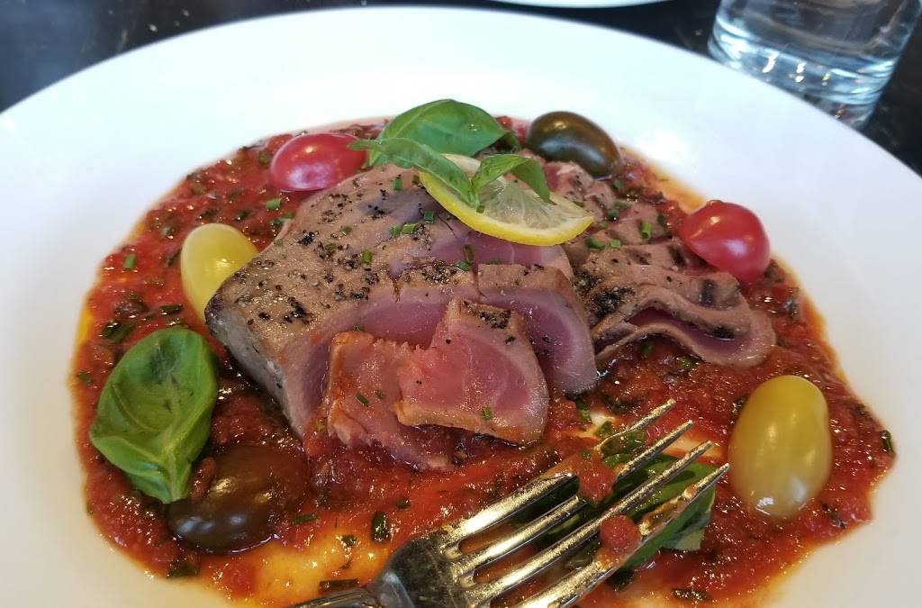 Brasserie Amie | restaurant | 160 E Front St, Traverse City, MI 49684, USA | 2317533161 OR +1 231-753-3161