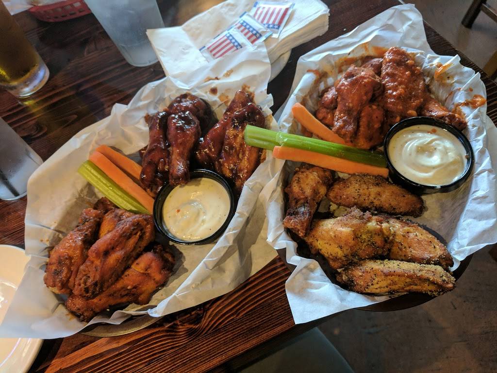 Dirty Birds | restaurant | 2734, 4656 Mission Blvd, San Diego, CA 92109, USA | 8582742473 OR +1 858-274-2473