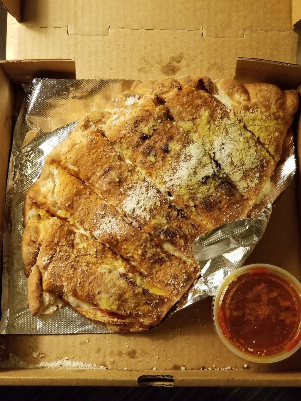 Dolce Vita Pizza | meal delivery | 2613 8th Ave S #101, Nashville, TN 37204, USA | 6153859500 OR +1 615-385-9500