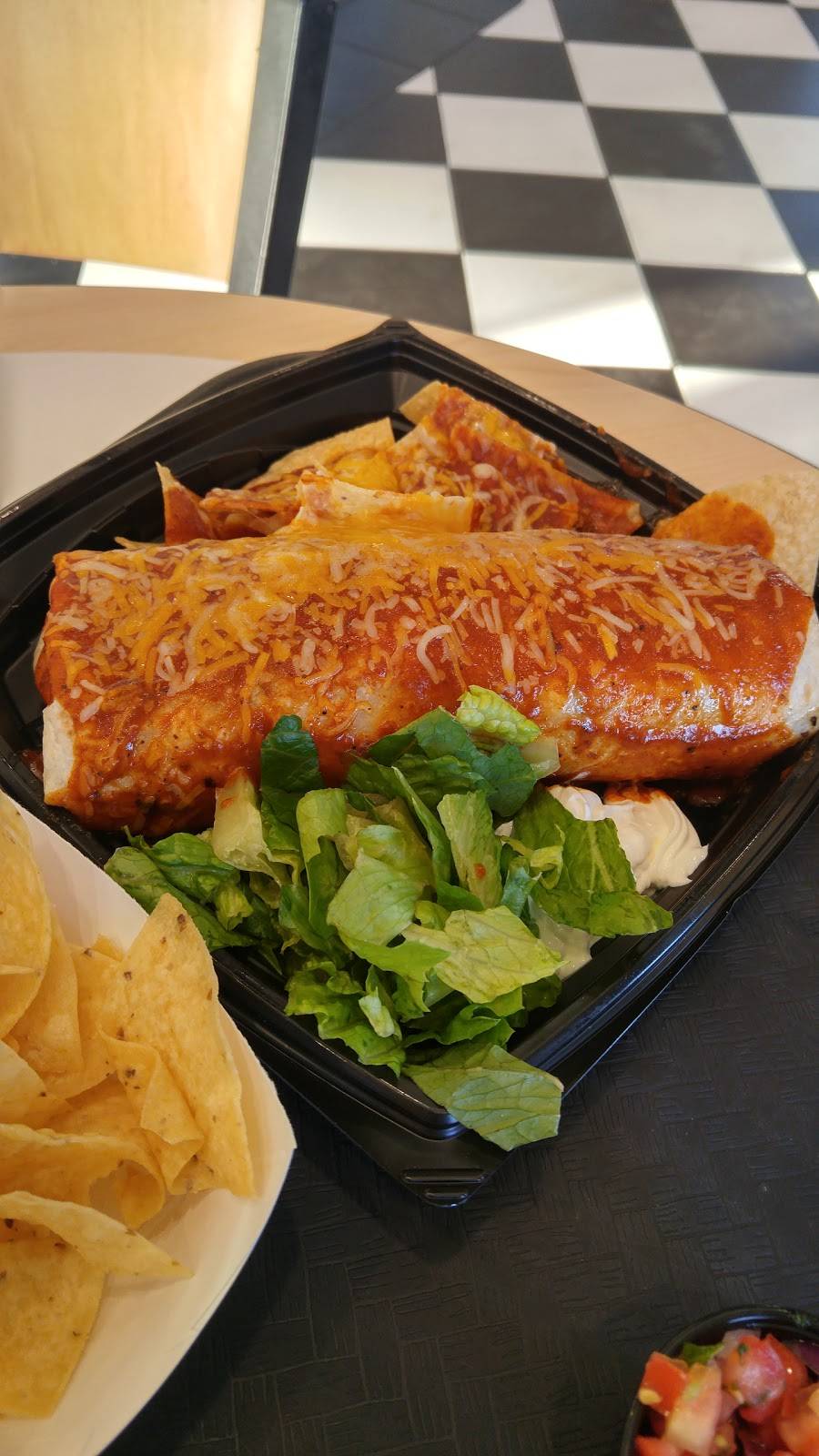 Baja Fresh Mexican Grill | restaurant | 7675 N Blackstone Ave, Fresno, CA 93711, USA | 5594318811 OR +1 559-431-8811