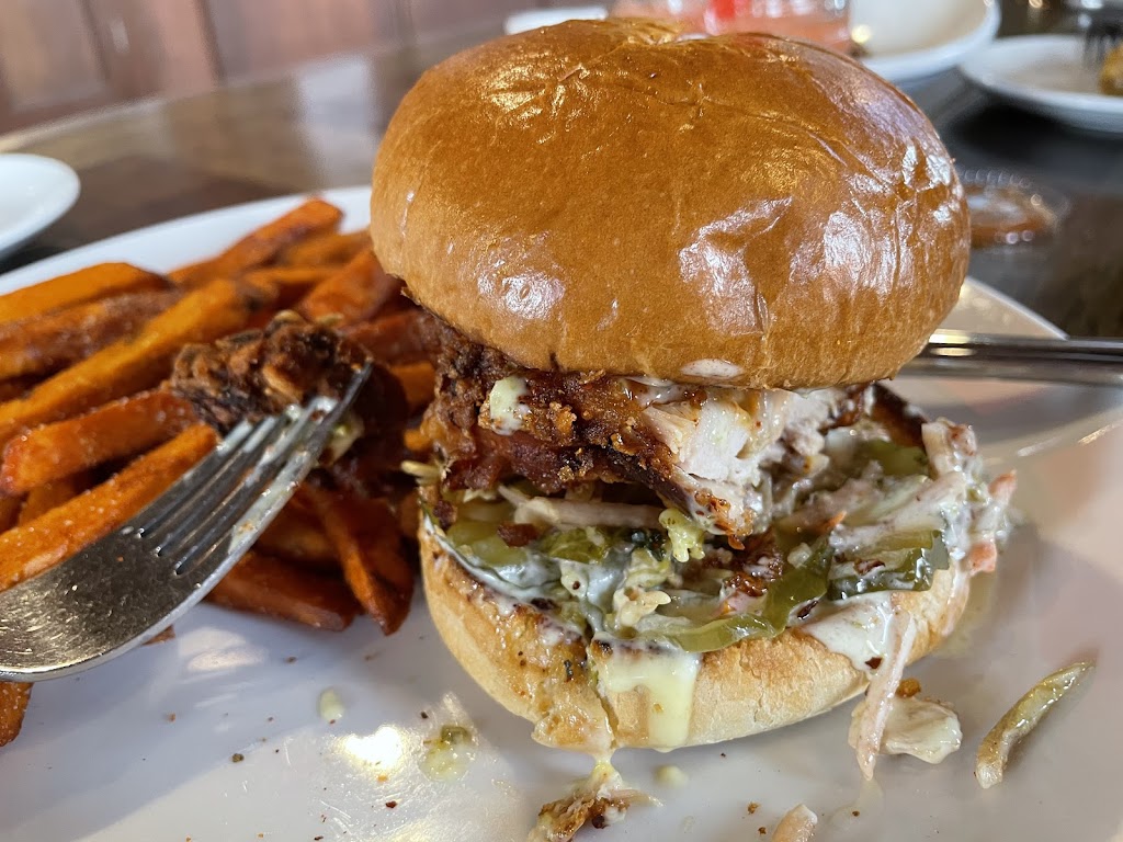 The Gnome Craft Pub | restaurant | 498 Selby Ave, St Paul, MN 55102, USA | 6512194233 OR +1 651-219-4233