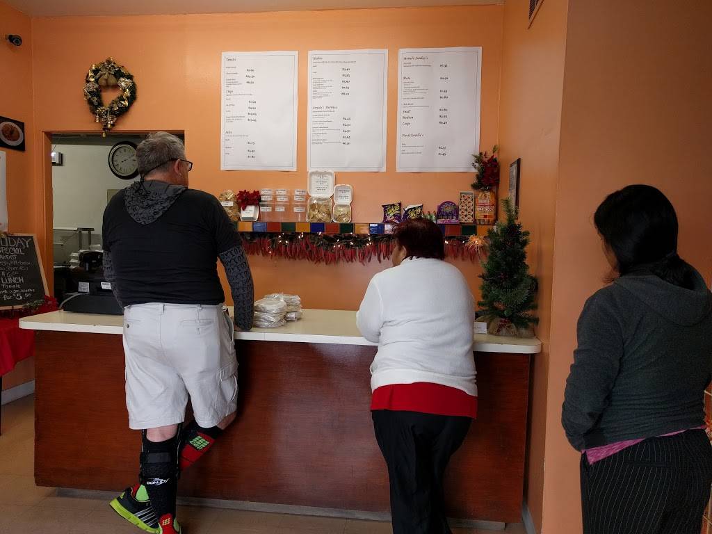 Arriolas Tortilleria | restaurant | 82721 Wilson Ave, Indio, CA 92201, USA | 7603477782 OR +1 760-347-7782