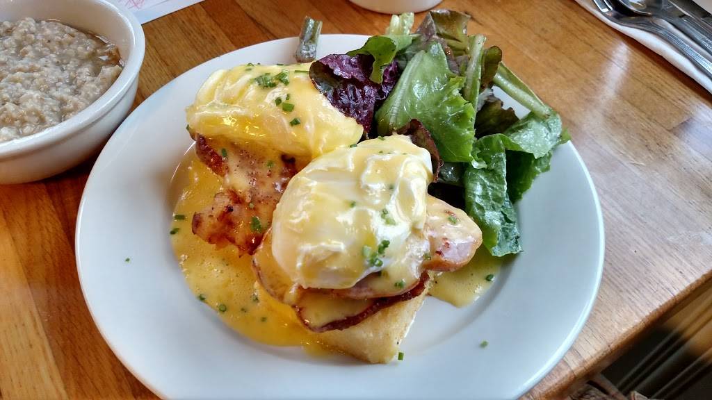 The Right Fork Diner | restaurant | 12 Mattakesett Way, Edgartown, MA 02539, USA | 5086275522 OR +1 508-627-5522