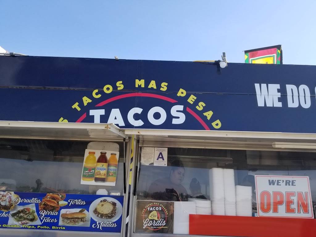 Tacos Los Gordis | restaurant | 21621 Cajalco Rd, Perris, CA 92570, USA | 9514353039 OR +1 951-435-3039