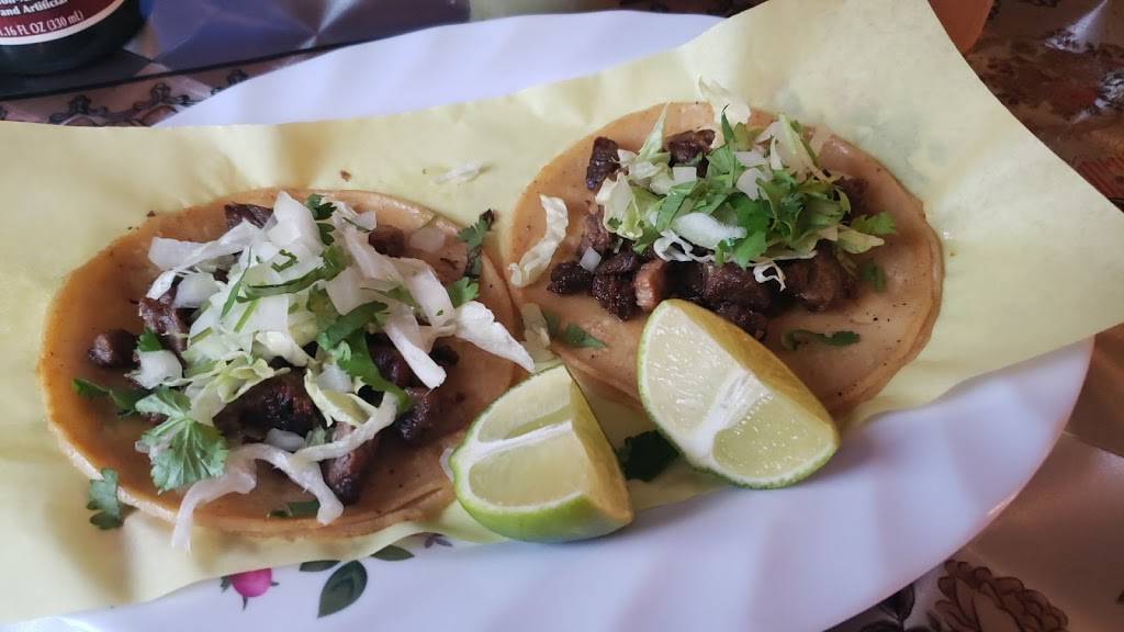 El Chilaquil | restaurant | 1140 N Chestnut Ave, Fresno, CA 93702, USA | 5592891458 OR +1 559-289-1458