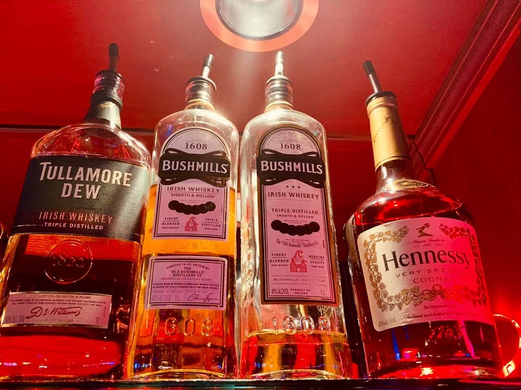 Alki Beach Pub & Eatery | restaurant | 2814, 2722 Alki Ave SW, Seattle, WA 98116, USA | 2069327935 OR +1 206-932-7935