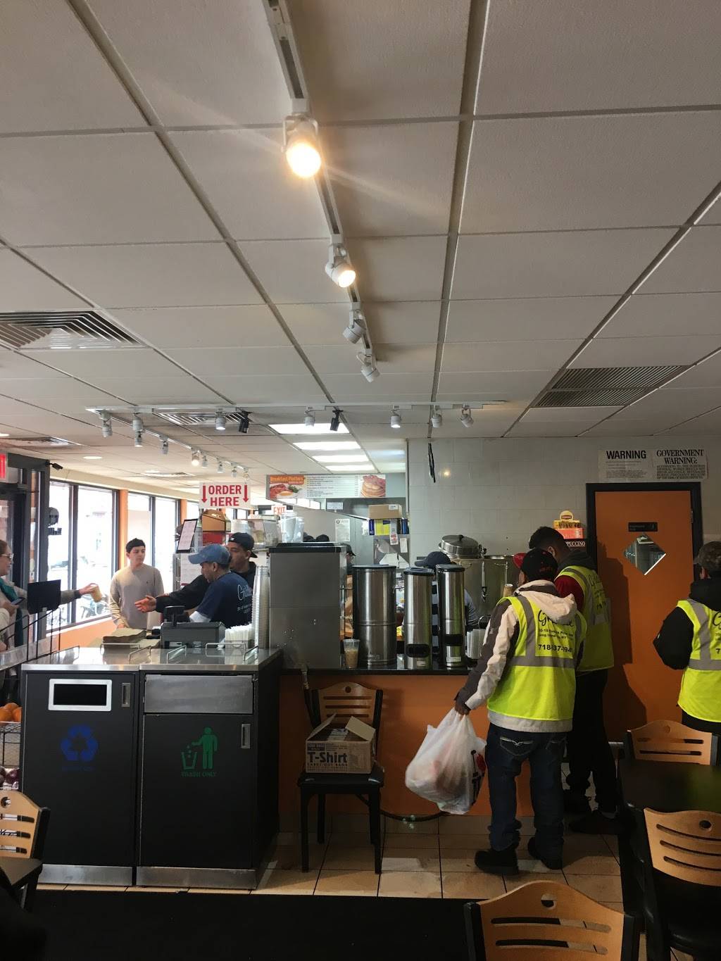 Griddle Cafe & Deli | restaurant | 30-18 Hunters Point Ave, Long Island City, NY 11101, USA | 7189377947 OR +1 718-937-7947