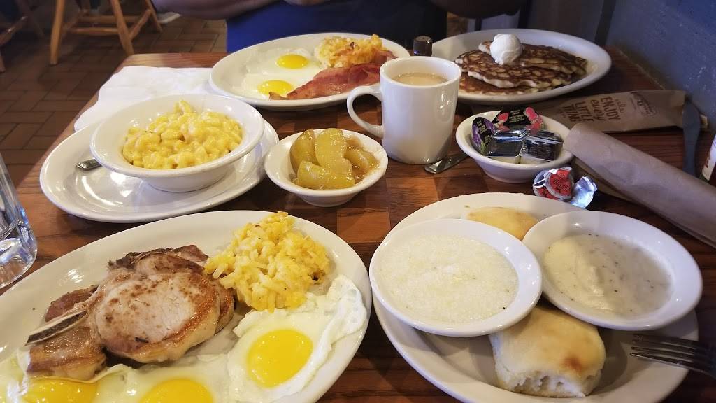 Cracker Barrel Old Country Store | restaurant | 9312 W Glendale Ave, Glendale, AZ 85305, USA | 6237721930 OR +1 623-772-1930