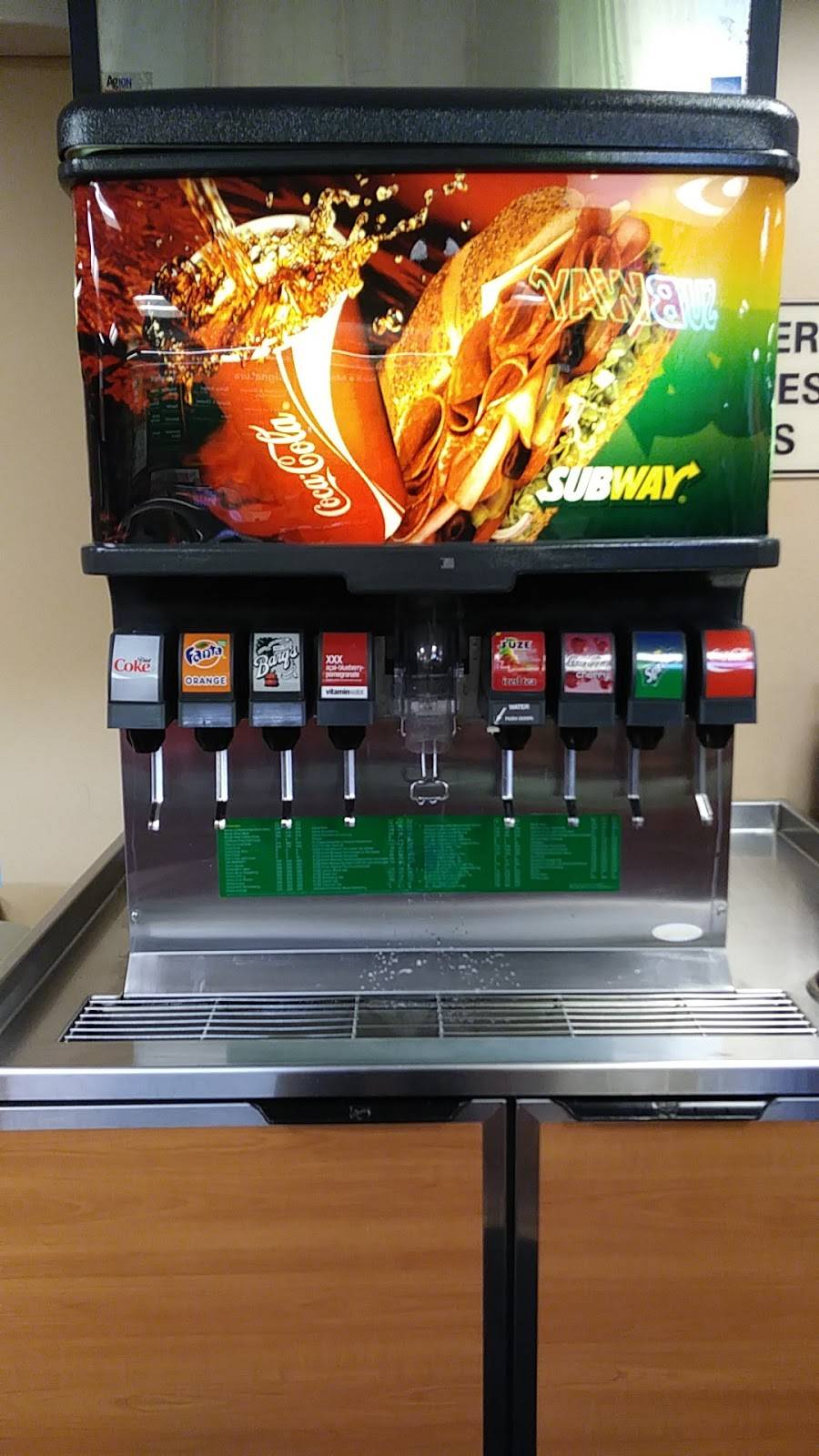 Subway | restaurant | 16 Banton St, North Haven, CT 06473, USA | 2032390280 OR +1 203-239-0280