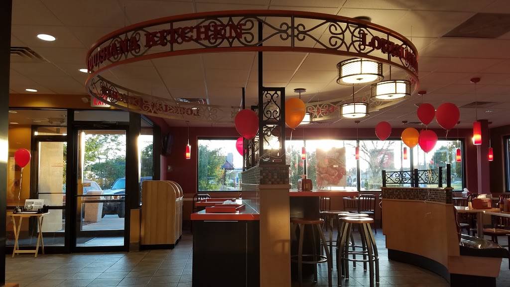 Popeyes Louisiana Kitchen | restaurant | 7 W Dundee Rd, Arlington Heights, IL 60004, USA | 8473987733 OR +1 847-398-7733