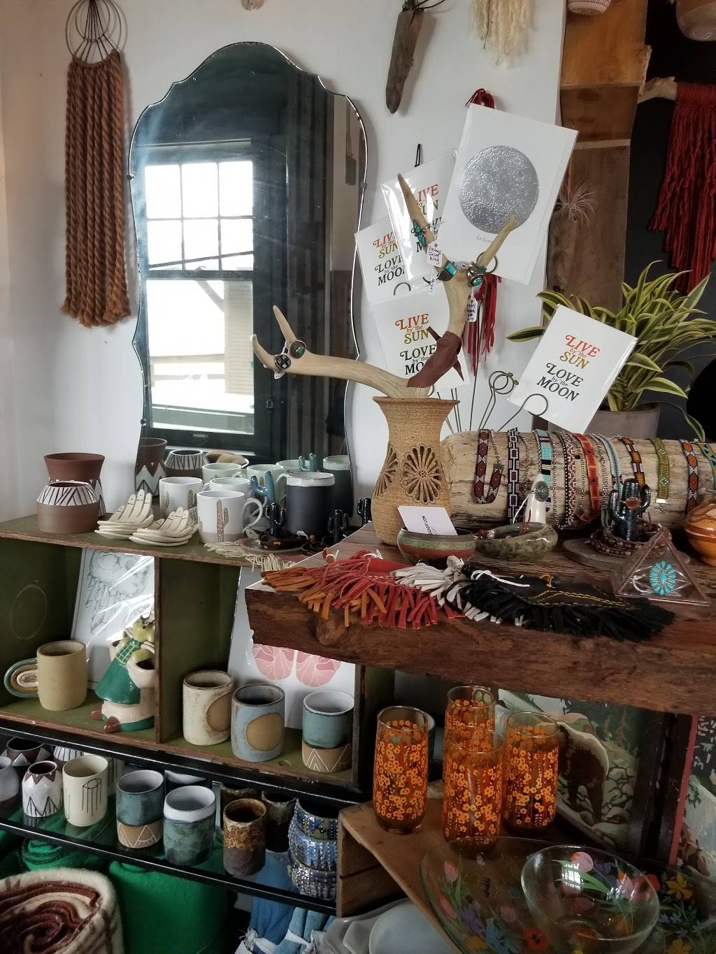 Beach House Fish | restaurant | 668 E Harbor Blvd, Ventura, CA 93001, USA | 8056434783 OR +1 805-643-4783