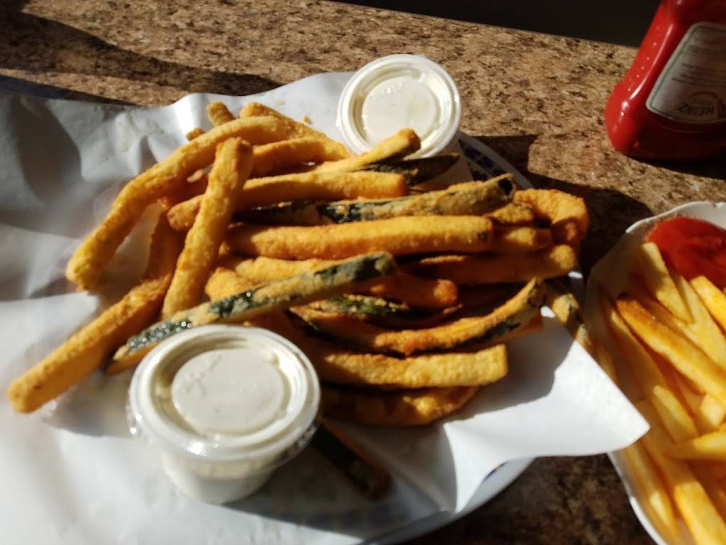 Gus Junior | restaurant | 2014, 444 W Mill St, San Bernardino, CA 92401, USA | 9093816166 OR +1 909-381-6166