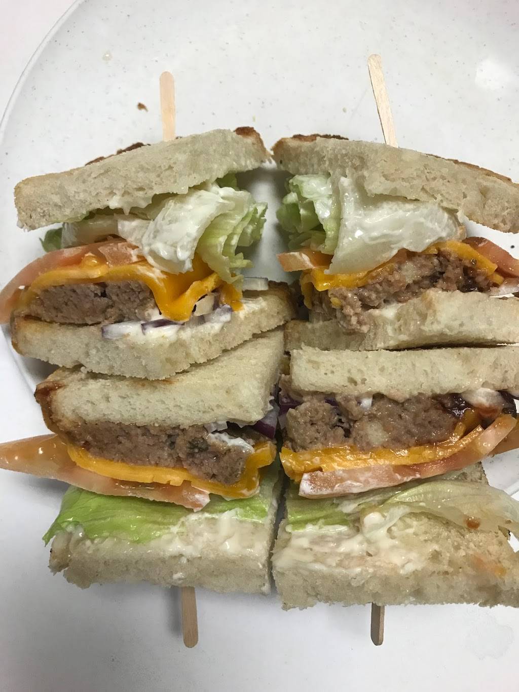 Mocks Bottom Cafe (box lunch cafe) | restaurant | 6040 N Cutter Cir #311, Portland, OR 97217, USA | 5032896629 OR +1 503-289-6629