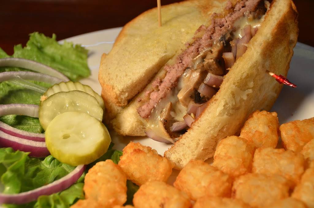 Vine Tavern & Eatery - Coralville | restaurant | 39 2nd Ave, Coralville, IA 52241, USA | 3193387770 OR +1 319-338-7770