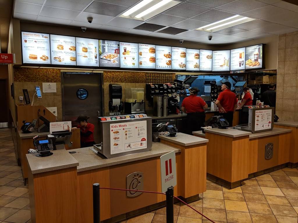 Chick-fil-A | restaurant | 1516 Sams Cir, Chesapeake, VA 23320, USA | 7575474503 OR +1 757-547-4503