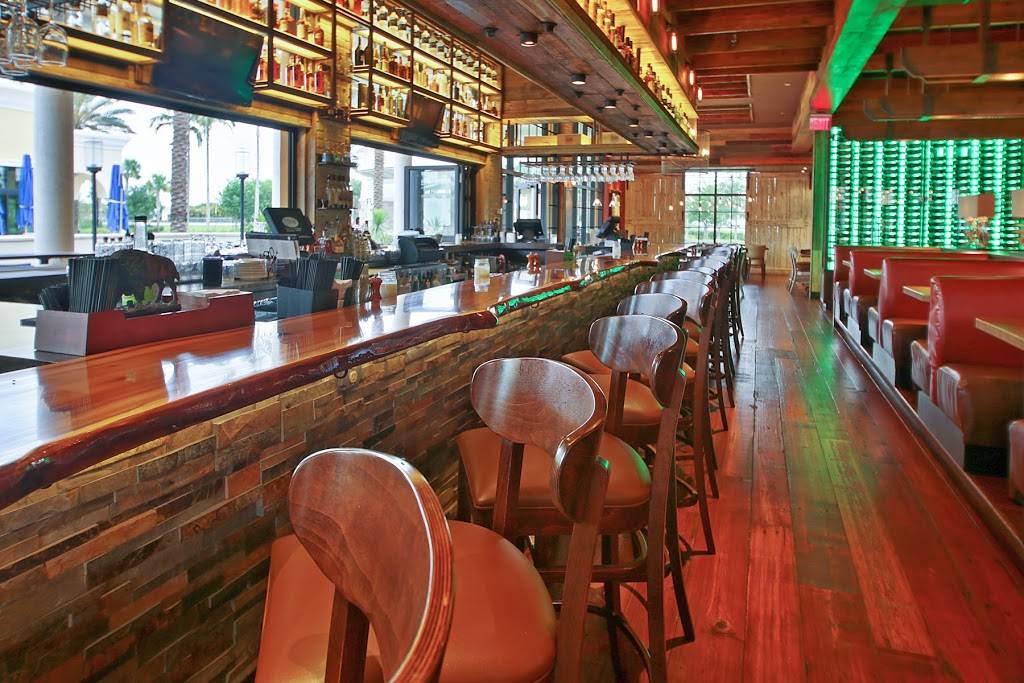 Burt & Maxs | restaurant | 9089 W Atlantic Ave #100, Delray Beach, FL 33446, USA | 5616386380 OR +1 561-638-6380